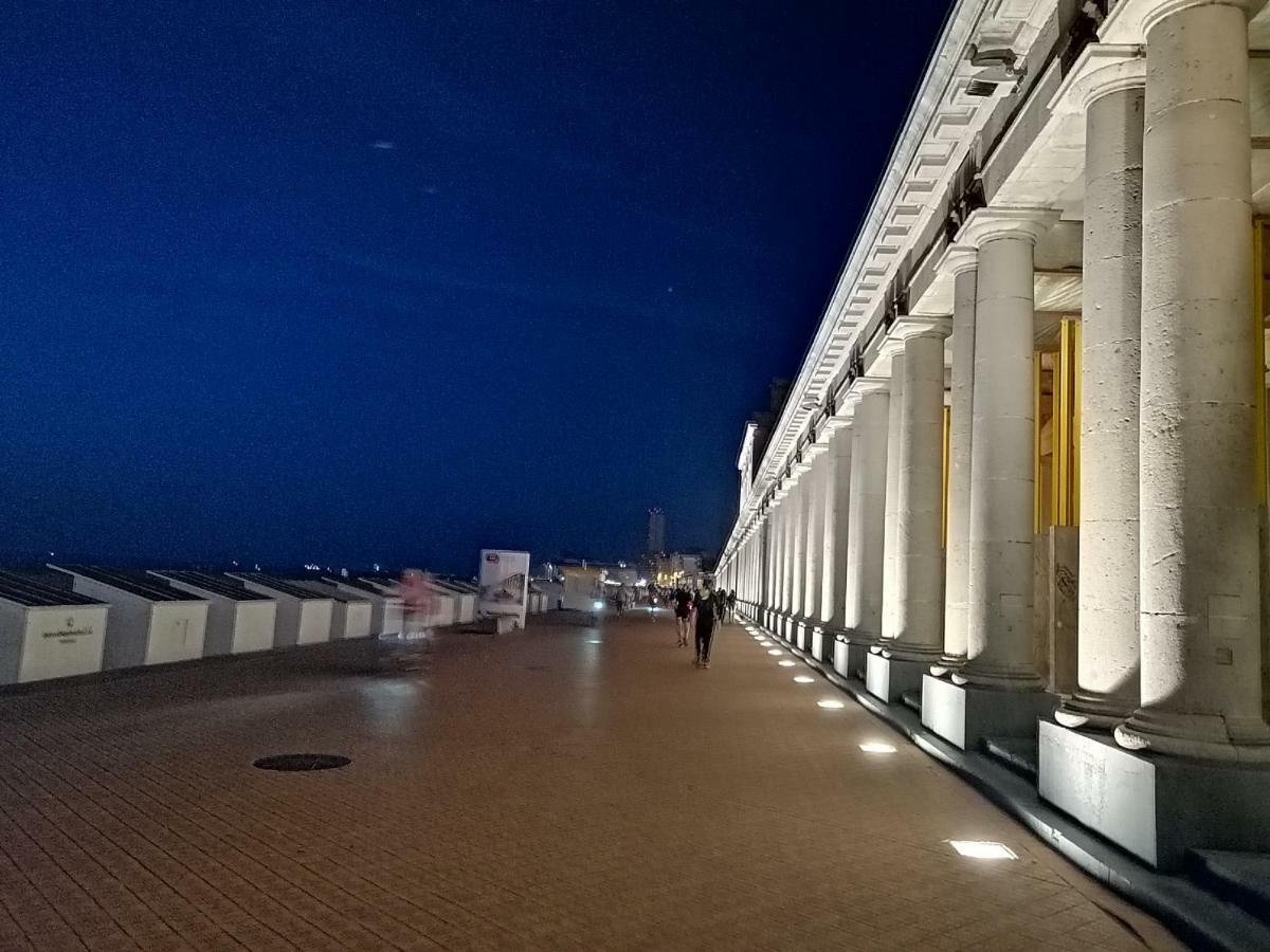 Large Apartment 800M From The Beach 90 Square Meters أوستيند المظهر الخارجي الصورة